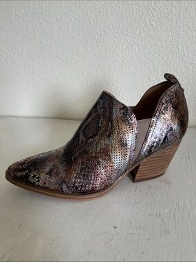 Unique custom crafted snake print foiled perforated suede ankle bootie size 6.5